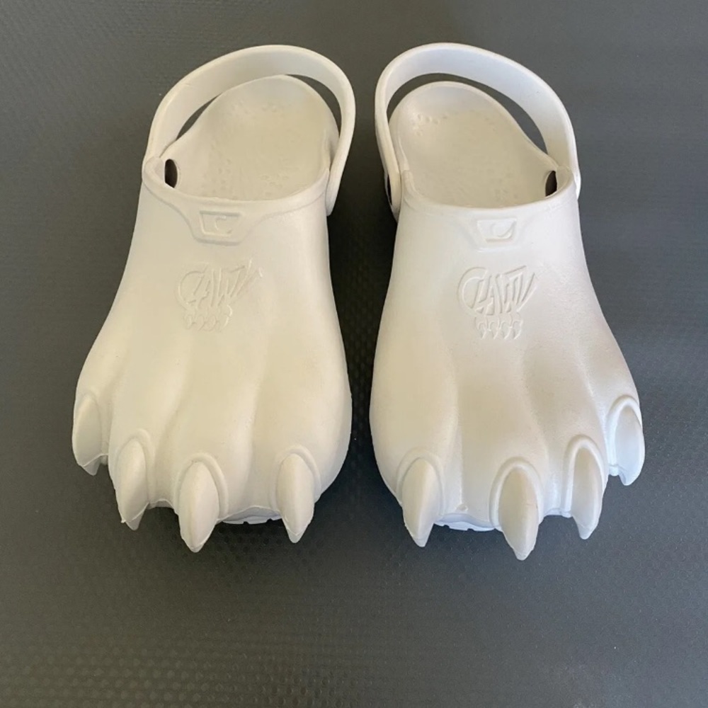 NEW White Clawz Clogs W6/M4